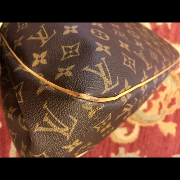 Authentic Louis Vuitton Batignolles Horizontal - Picture 8 of 16
